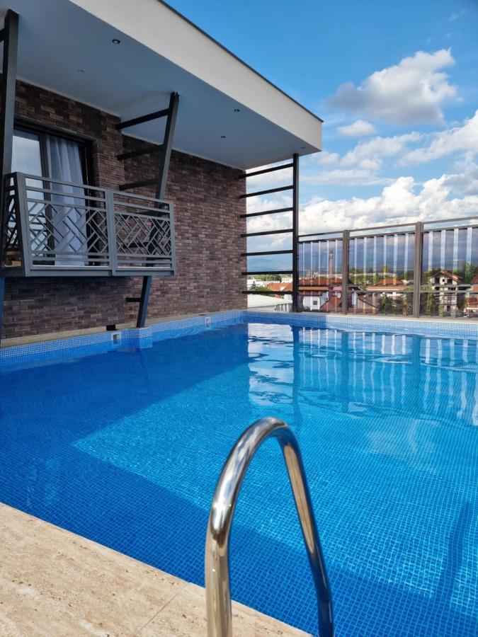 Sky Apartmani & Spa เลสโควัซ ภายนอก รูปภาพ