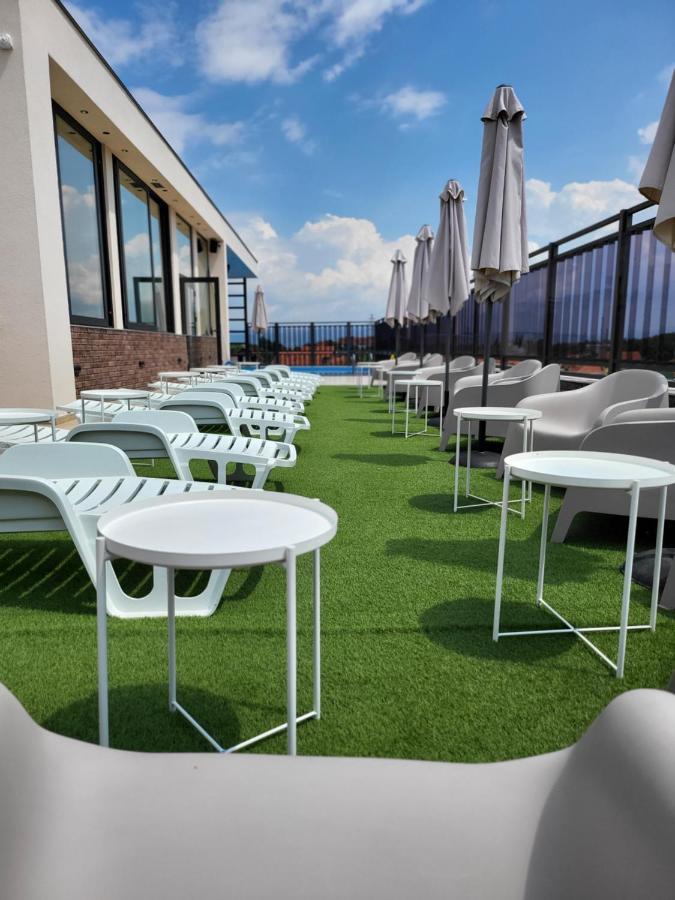 Sky Apartmani & Spa เลสโควัซ ภายนอก รูปภาพ