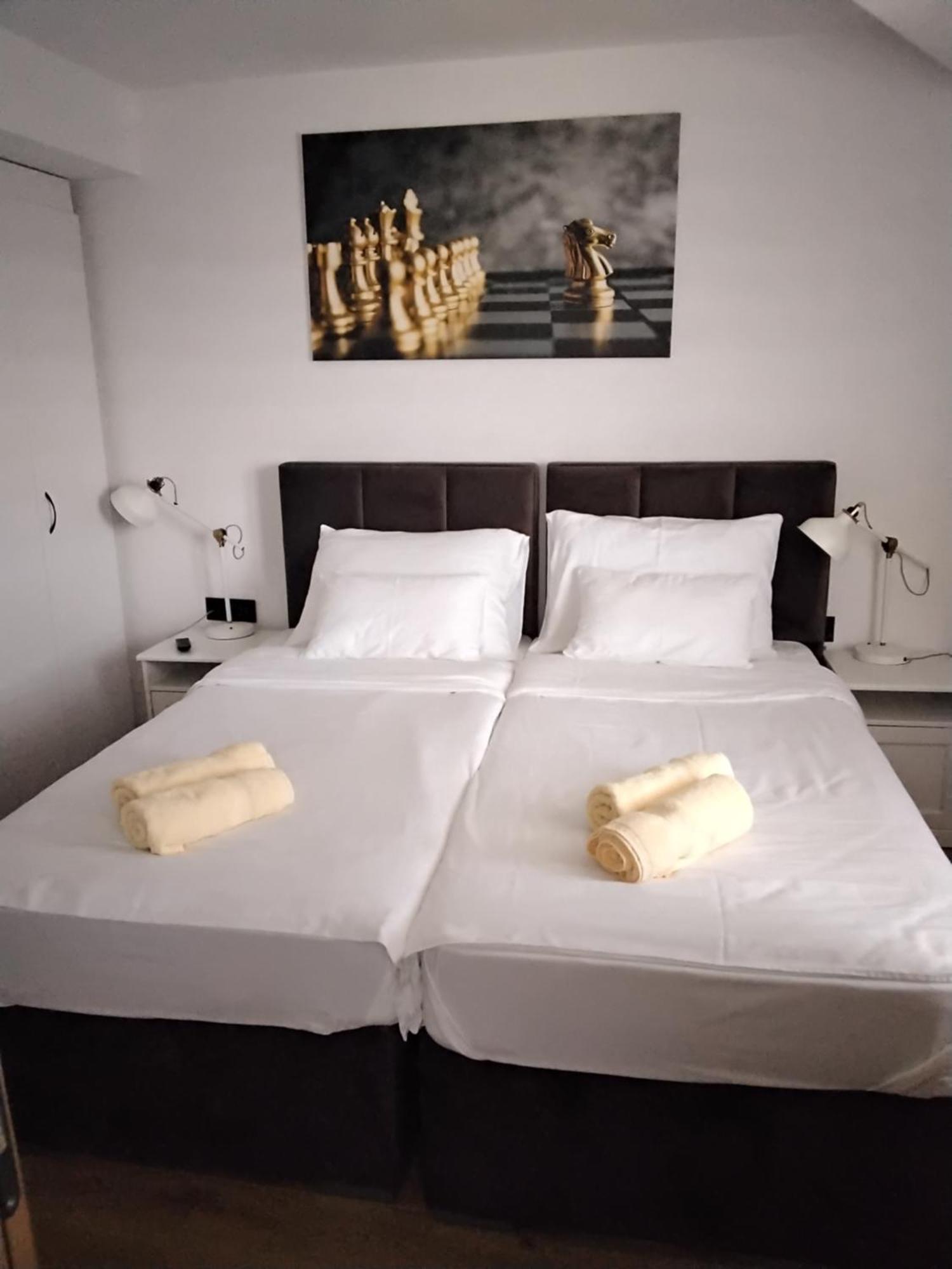 Sky Apartmani & Spa เลสโควัซ ห้อง รูปภาพ