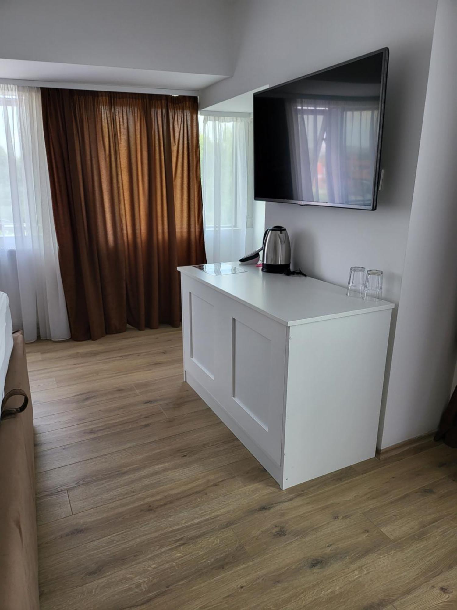Sky Apartmani & Spa เลสโควัซ ห้อง รูปภาพ
